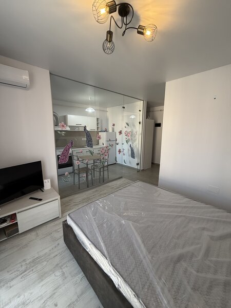 Militari Residence, prima inchiriere, bucatarie inchisa